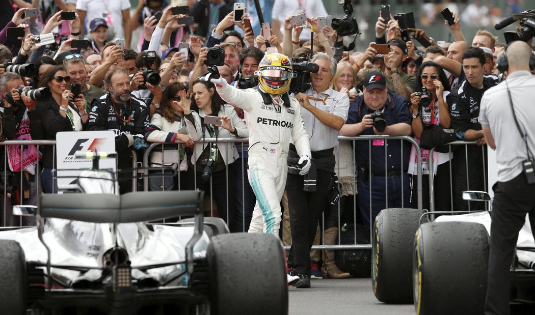 Lewis Hamilton předvedl bezchybný výkon