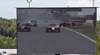 Brutální nehoda: Přetížení 47G! Räikkönen naštval legendy formule 1