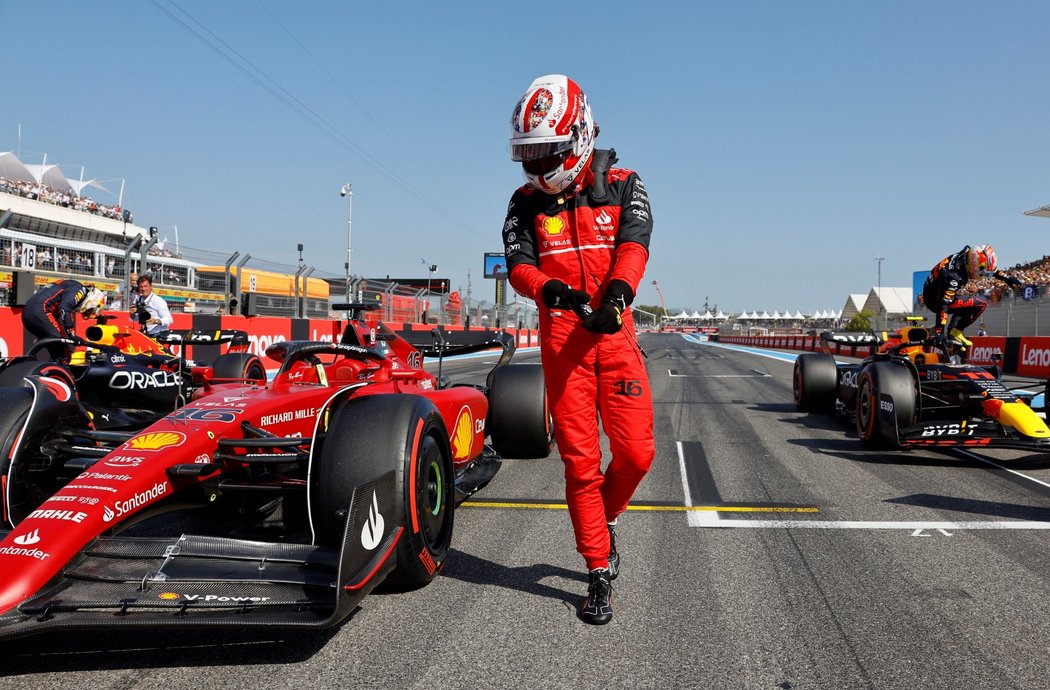 Charles Leclerc vybojoval ve Francii pole position