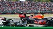 Lewis Hamilton s Maxem Verstappenem měli společnou nehodu