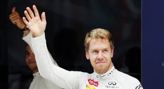 Vettel si jede pro čtvrtý titul, v Indii suverénně ovládl kvalifikaci