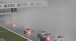 Pilotům formule 1 komplikoval korejskou GP hustý déšť