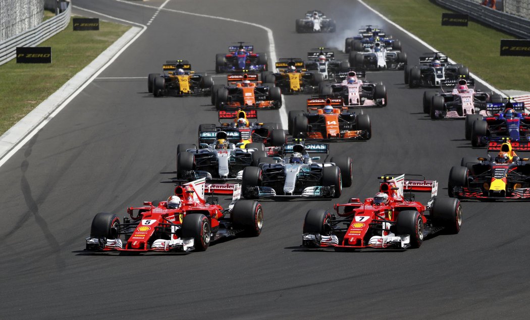 Formuli nyní čeká tradiční letní přestávka a dvanáctý závod sezony, Velká cena Belgie, je na programu 27. srpna.