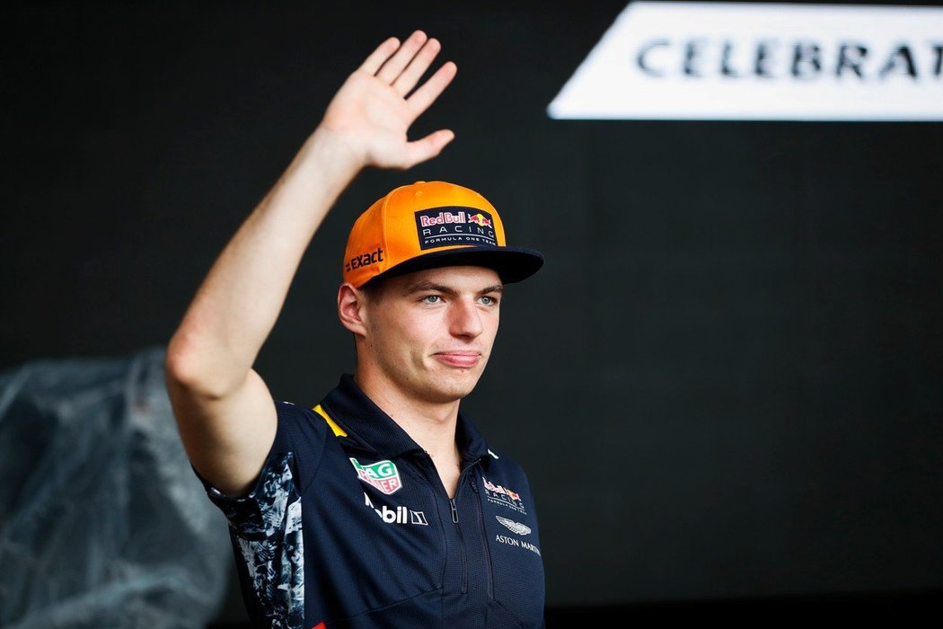 Velkou cenu Malajsie formule 1 vyhrál Max Verstappen z Red Bullu a připsal si druhý triumf v kariéře.