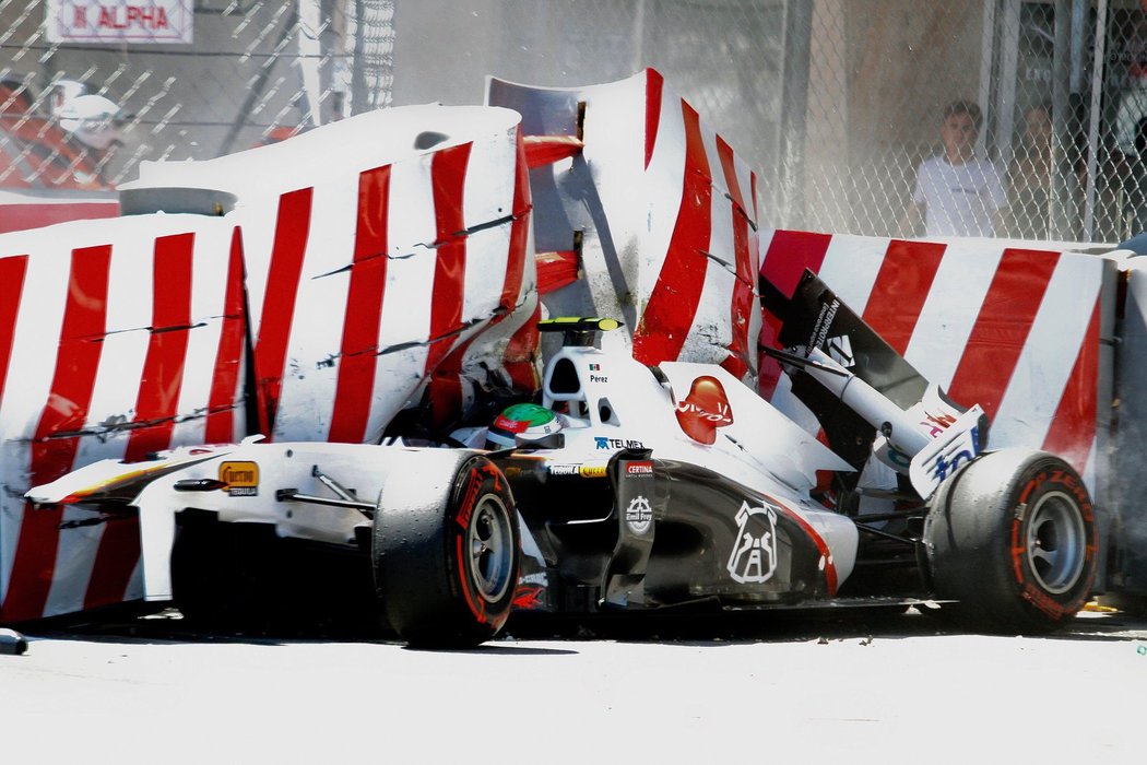 Děsivá nehoda Sergia Pereze při kvalifikaci na GP Monaka