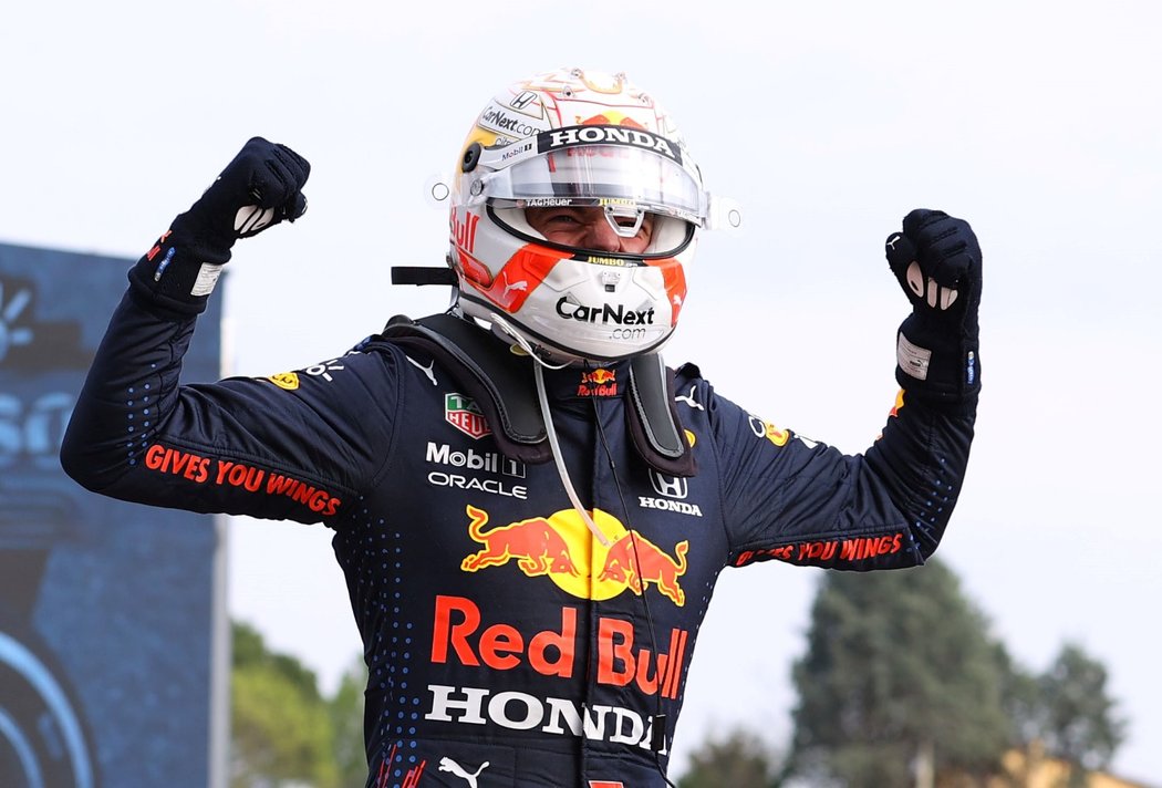 Max Verstappen z Red Bullu ovládl VC Emilia-Romagna