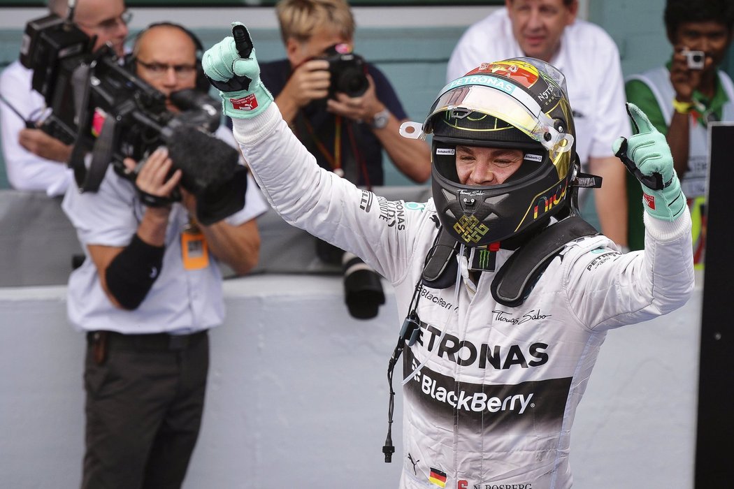Nico Rosberg slaví po vítězství velké ceně Německa