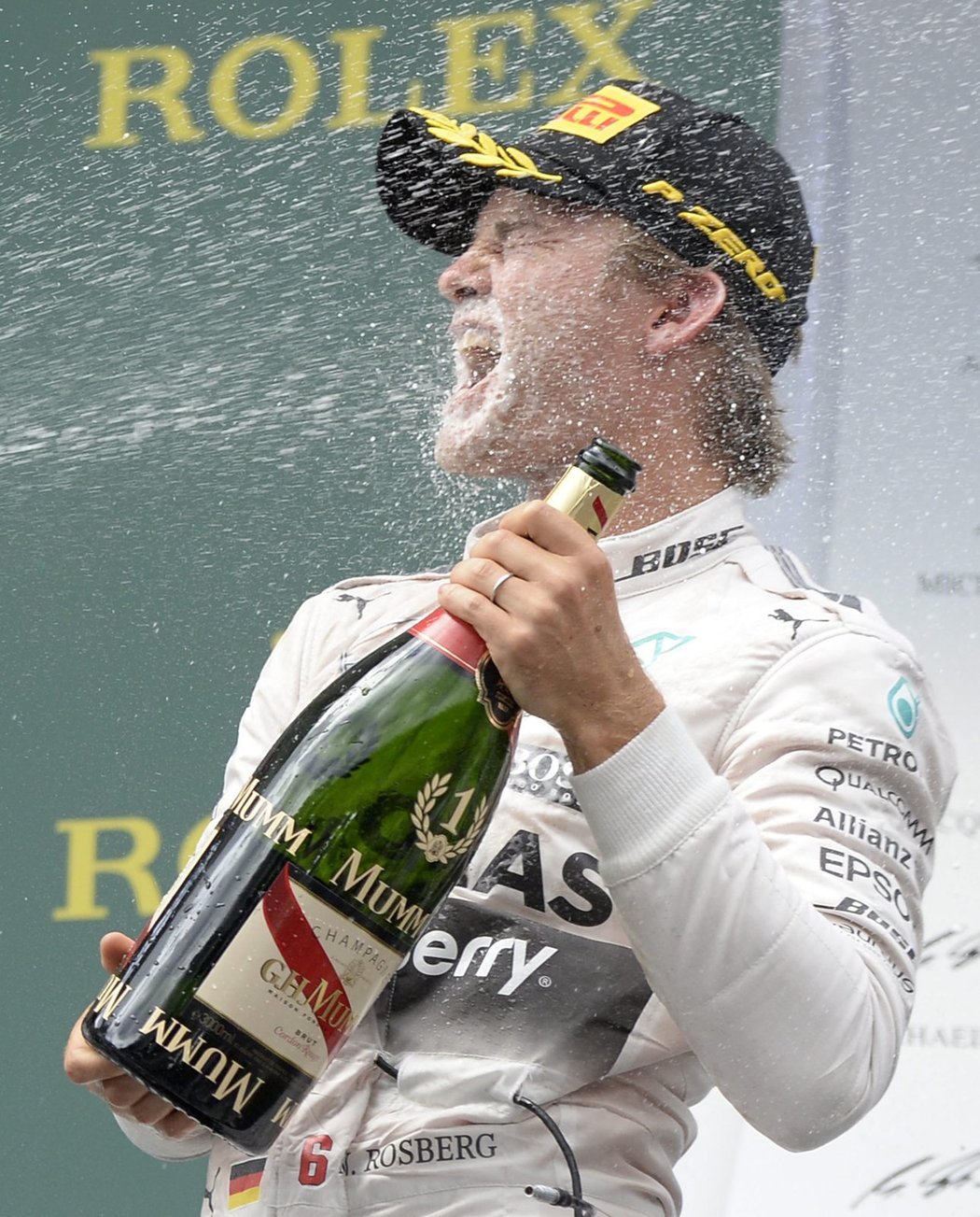 Nico Rosberg slaví vítězství ve VC Rakouska.