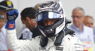 Kvalifikaci F1 v Rakousku vyhrál Bottas před Vettelem, Hamilton vyrazí osmý