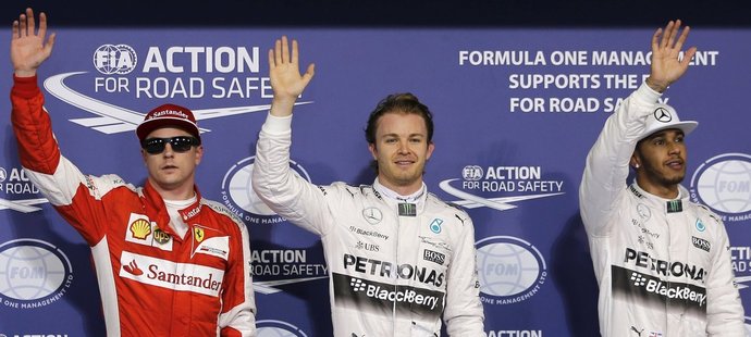 Nico Rosberg porazil v kvalifikaci Hamiltona i Räikkönena
