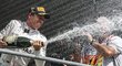 Německý pilot Mercedesu Nico Rosberg vyhrál dramatickou Velkou cenu Belgie formule 1