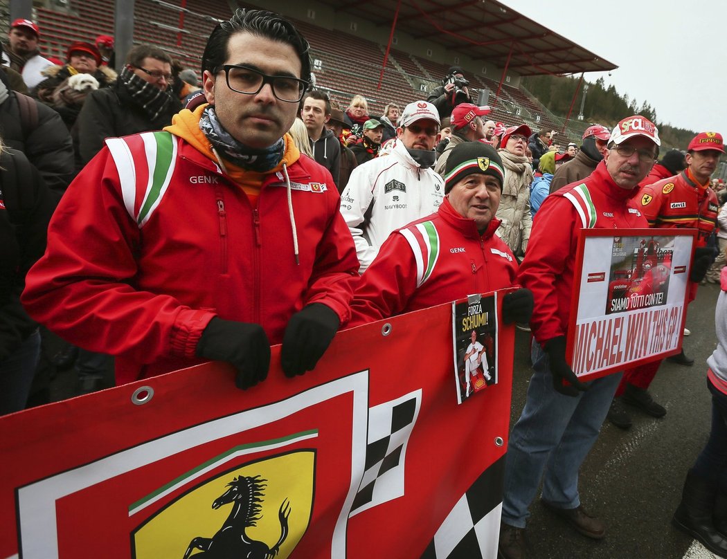 Fanoušci Ferrari na svou hvězdu nezapomněli