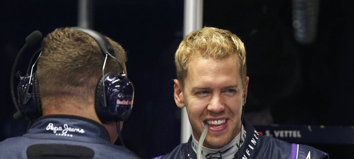 Sebastian Vettel v Indii ovládl oba páteční přípravné tréninky a může být spokojený