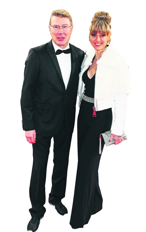 Mika Häkkinen se svojí českou manželkou