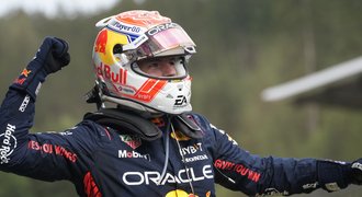 Verstappen slaví i v Rakousku. Bedna pro Ferrari, další pořadí se měnilo