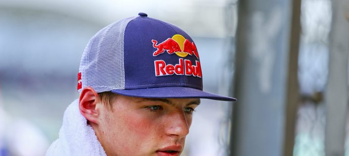 Verstappen bodoval ve formuli jedna v pouhých sedmnácti letech