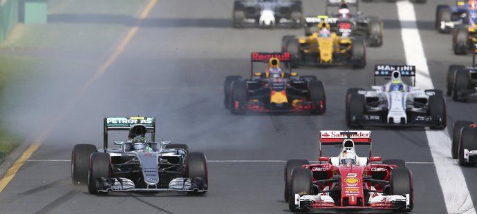 Formule 1 se už při Velké ceně Číny o příštím víkendu vrátí k loňskému formátu kvalifikace.