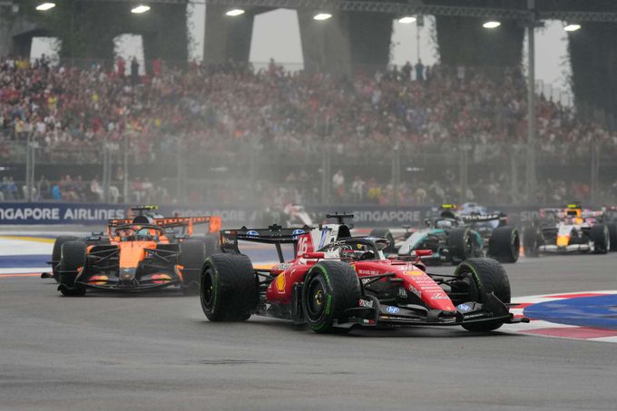 Konec sezony F1 v ohrožení? Týmy žádají jasno, připravuje se náhradní okruh Konec sezony F1 v ohrožení? Týmy žádají jasno, připravuje se náhradní okruh