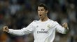 Cristiano Ronaldo slaví jednu z branek v utkání Ligy mistrů se Schalke