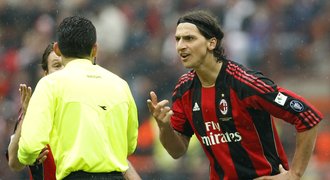 Milán ztratil s Bari, římské derby ovládlo AS