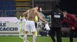 Švédský útočník Zlatan Ibrahimovic vstřelil za AC Milán v utkání na hřišti Cagliari dvě branky