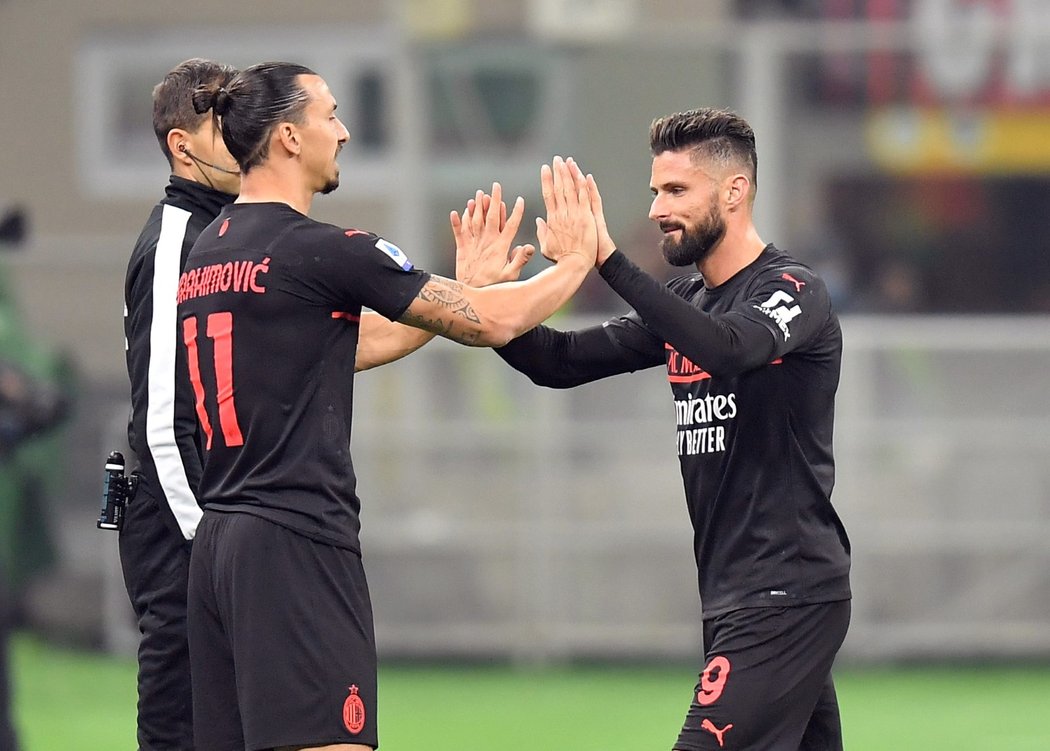 Olivier Giroud rozhodl o výhře AC Milán nad FC Turín 1:0