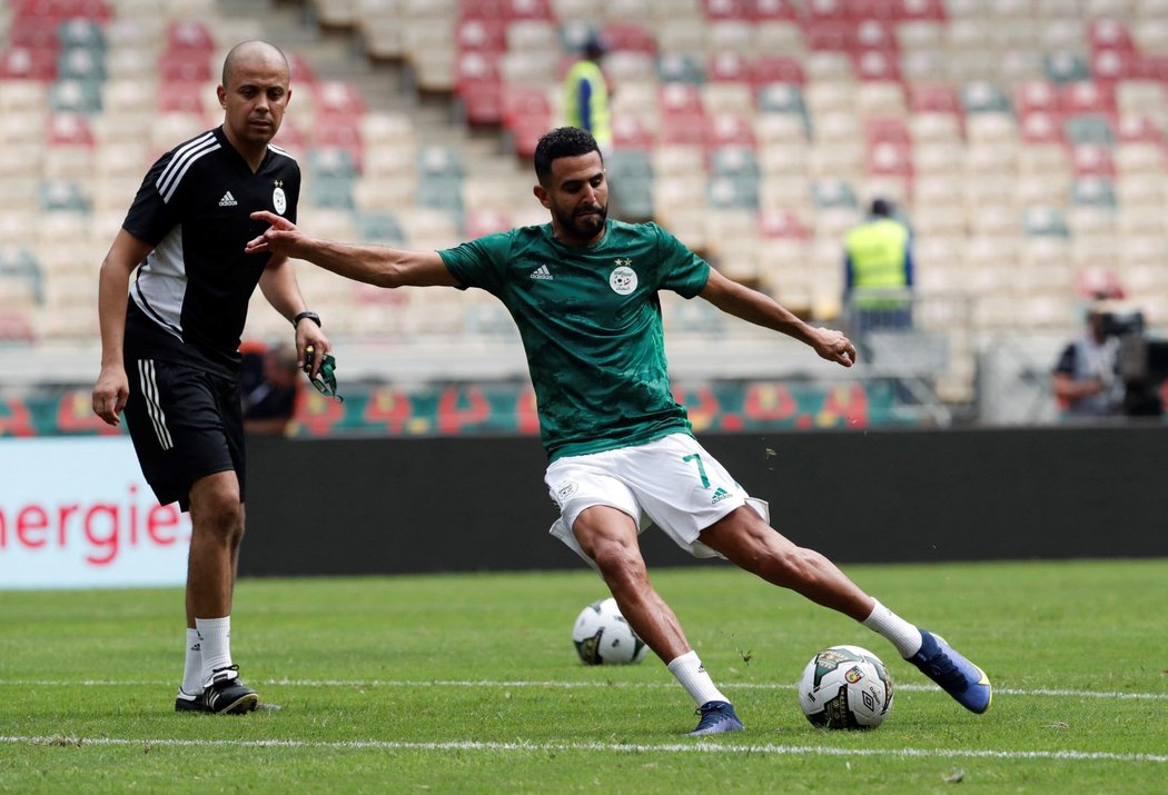 Alžírsku nepomohla ani jeho největší hvězda Riyad Mahrez z Manchesteru City