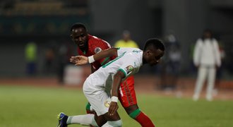 Gabon s Kangou jde na Africkém poháru dál, Komory šokovaly Ghanu