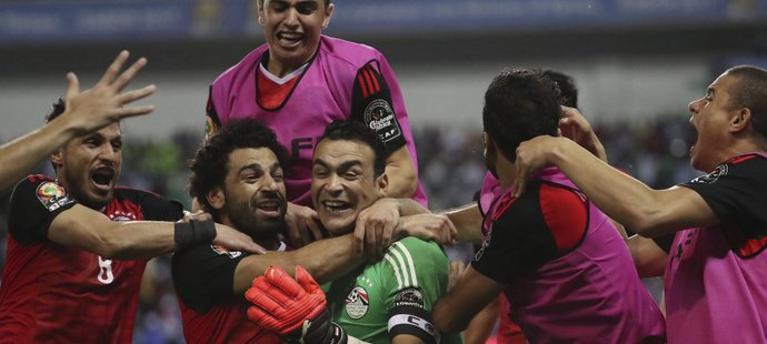 Fotbalisté Egypta se radují z postupu do finále Afrického poháru národů
