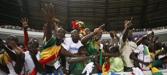 Fanoušci Mali po vyrovnávacím gólu na 4:4 propadli naprosté euforii