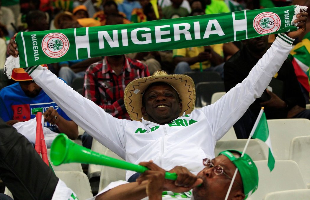Fanoušci Nigérie dávají o sobě na africkém fotbalovém šampionátu řádně vědět