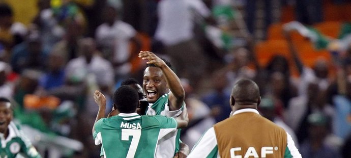 Nigerijská radost. Fotbaloví reprezentanti Nigérie vyhráli ve finále afrického fotbalového šampionátu nad Burkinou Faso 1:0