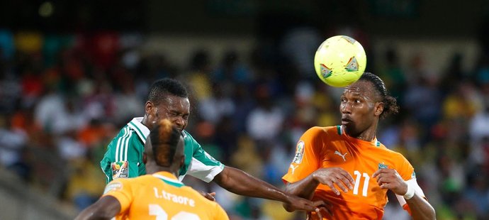 Kanonýr Pobřeží slonoviny Didier Drogba se snažil, ale porážce 1:2 od Nigérie ve čtvrtfinále afrického fotbalového šampionátu nezabránil