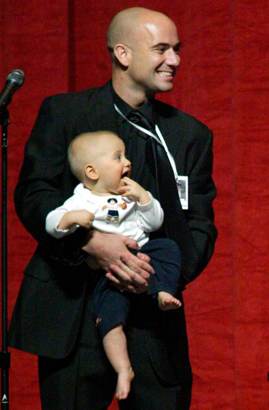 Andre Agassi se svým potomkem