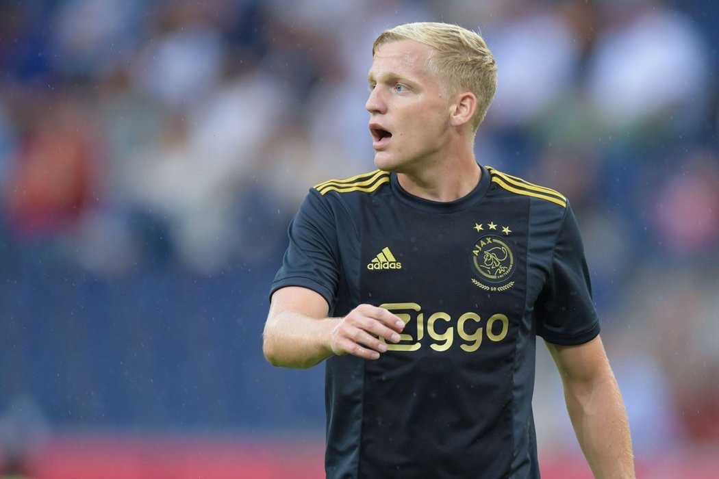 Donny van de Beek bude novou posilou Manchesteru United