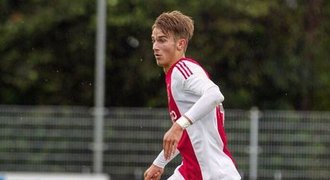 Černý září v juniorce Ajaxu. Zájem měly Sparta i Slavie, řekl agent