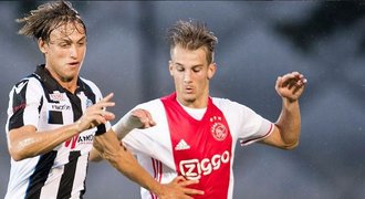 Pojď sem, kam jdeš! Černý řádil za juniorku Ajaxu a nasázel hattrick