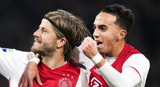 Talent Ajaxu Nouri zůstává v umělém spánku. Už je mimo nebezpečí