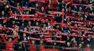 Tučná pokuta za pískot! Albánci budou platit za fotbalové fanoušky