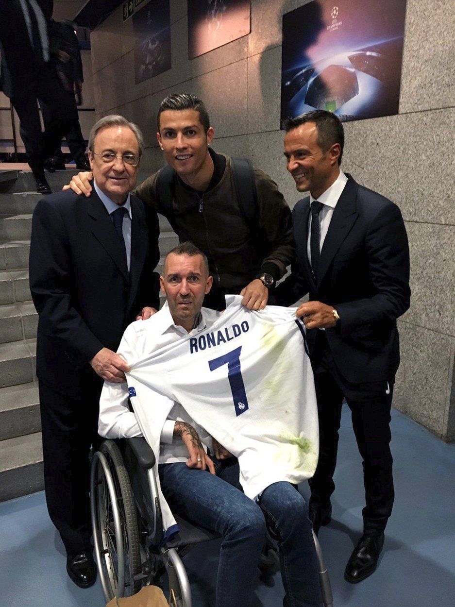 Cristiano Ronaldo a Florentino Pérez podpořili Ricksena, když byl před několika lety na návštěvě v Madridu