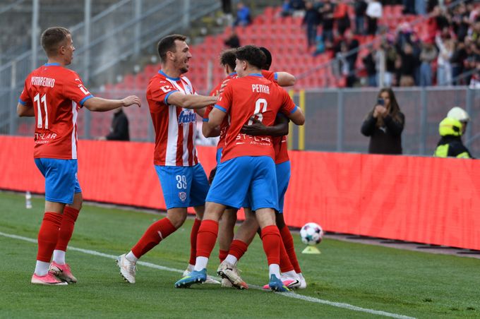 ONLINE: Zbrojovka - Bohemians 1:0. Bleskový start! Dante se trefil ve druhé minutě ONLINE: Zbrojovka - Bohemians 1:0. Bleskový start! Dante se trefil ve druhé minutě