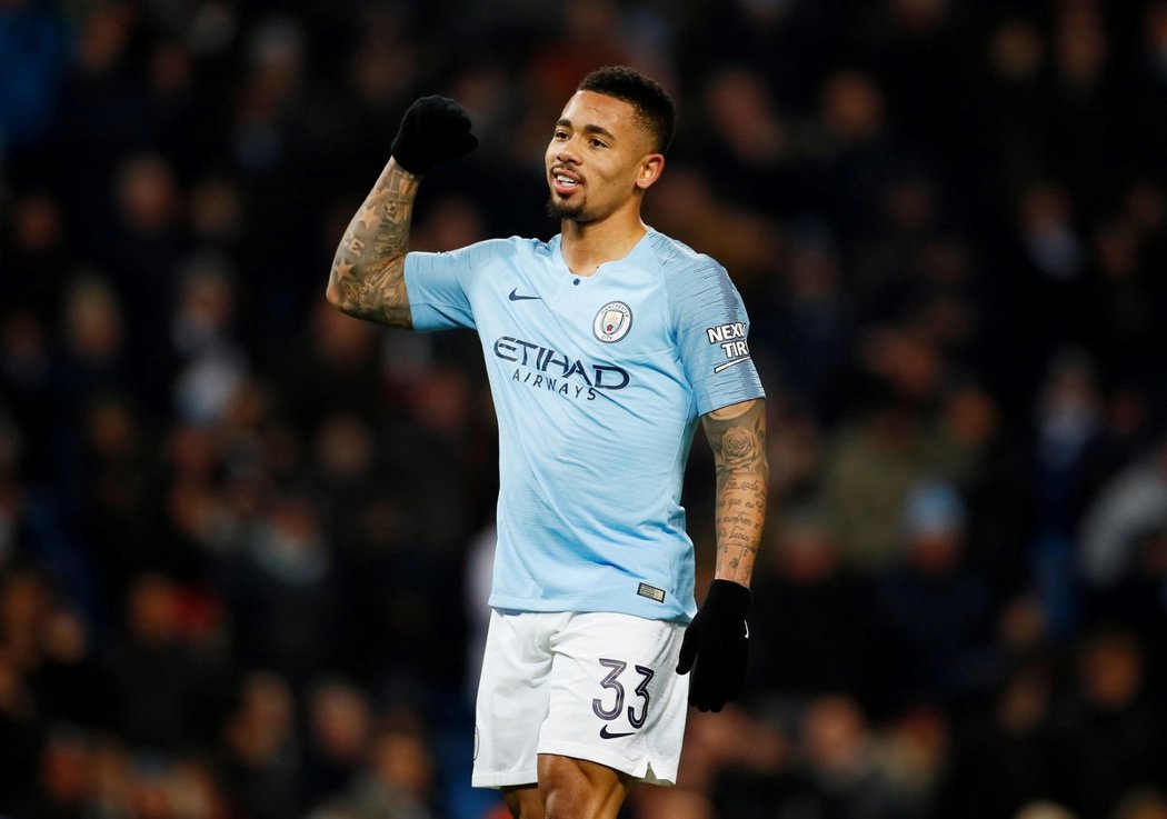 Útočník Manchesteru City Gabriel Jesus nasázel Burtonu čtyři góly