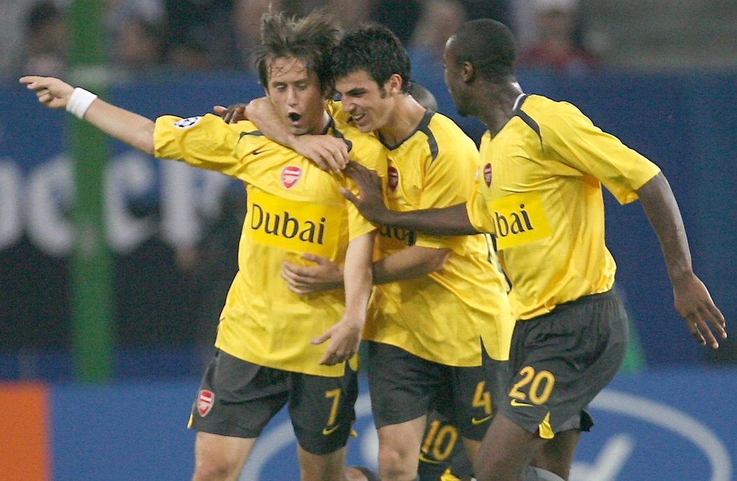 Cesc Fábregas se v Arsenalu potkal i s velkým kamarádem Tomášem Rosickým