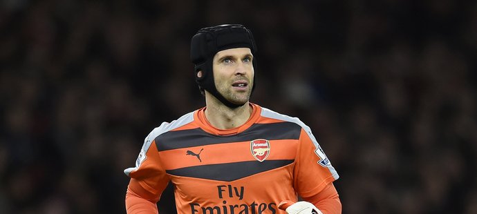 Petr Čech věří Arsenalu  v boji o titul