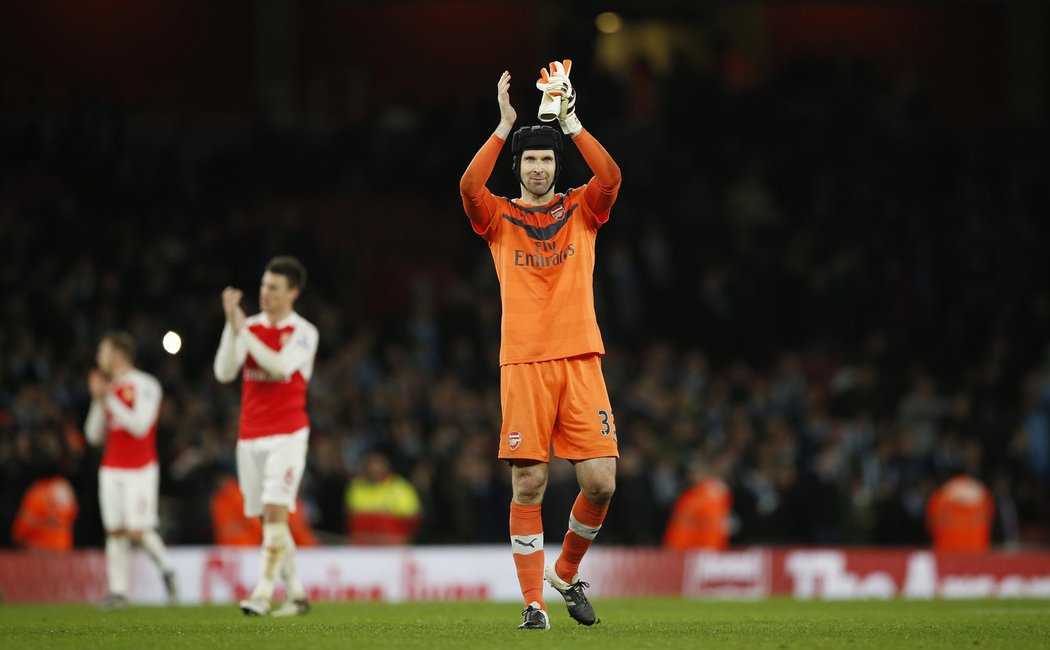 Brankářská jednička Arsenalu děkuje fanouškům po výhře nad City