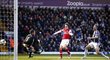Český záložník Tomáš Rosický vstřelil dva góly Arsenalu v ligovém souboji na hřišti WBA