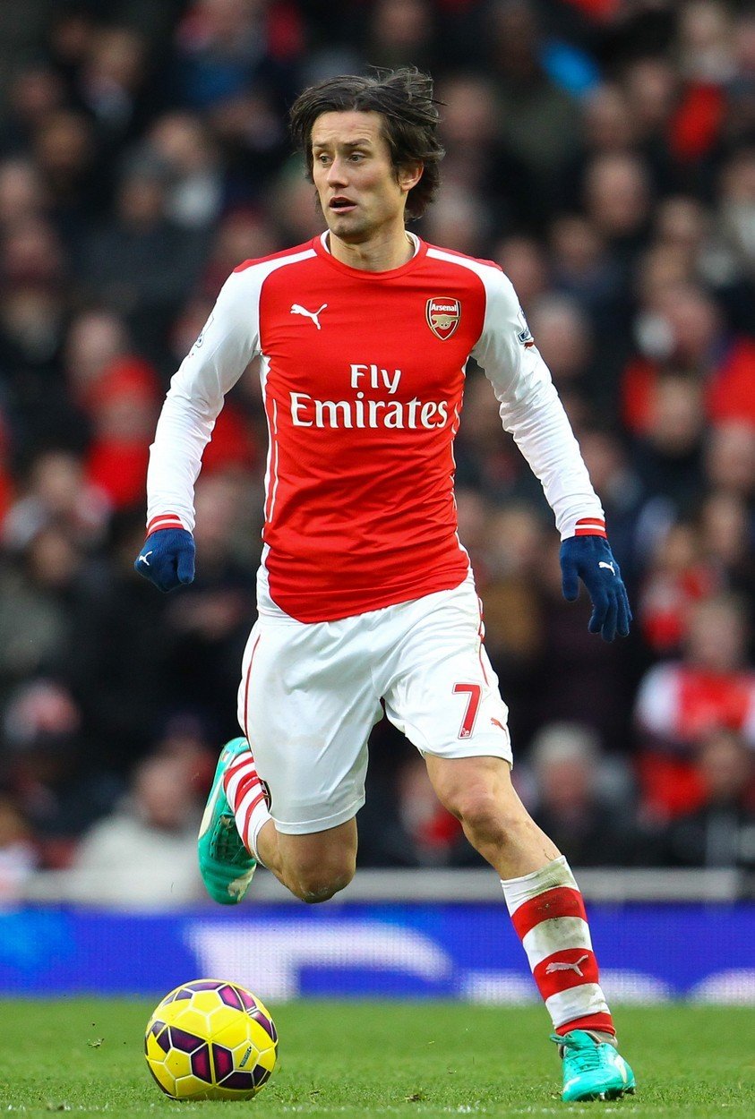 2014: Tomáš Rosický vedl Arsenal jako kapitán v pohárovém utkání proti Brightonu