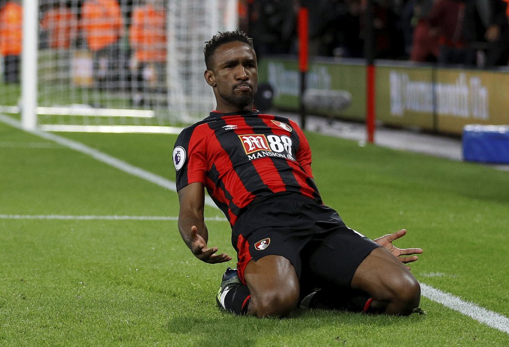 Jermain Defoe se po 17 letech poprvé trefil v dresu Bournemouthu