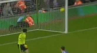 VIDEO: Torres řádil. Čech neměl šanci