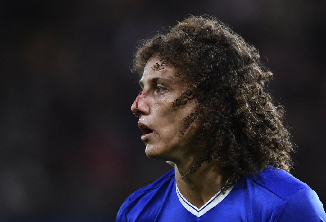 David Luiz prožil krvavý návrat na Stamford Bridge